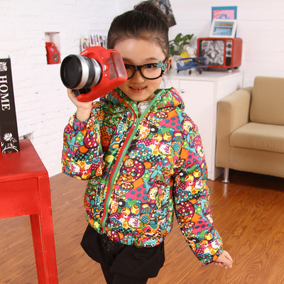 Куртка детская с ярким принтом в стиле пэчворк