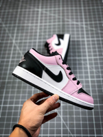 AIR JORDAN 1 LOW GS LIGHT ARCTIC PINK/BLACK-WHITE