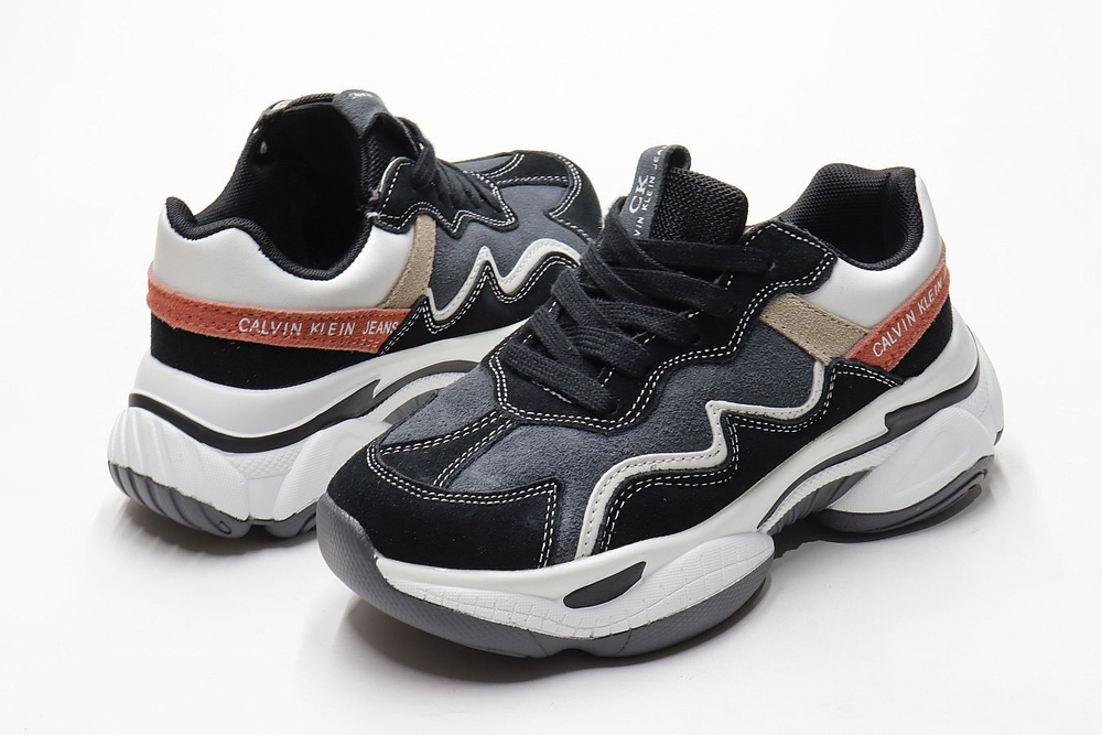 Кроссовки нат. кожа (36-41)р. / шт. 5652/10