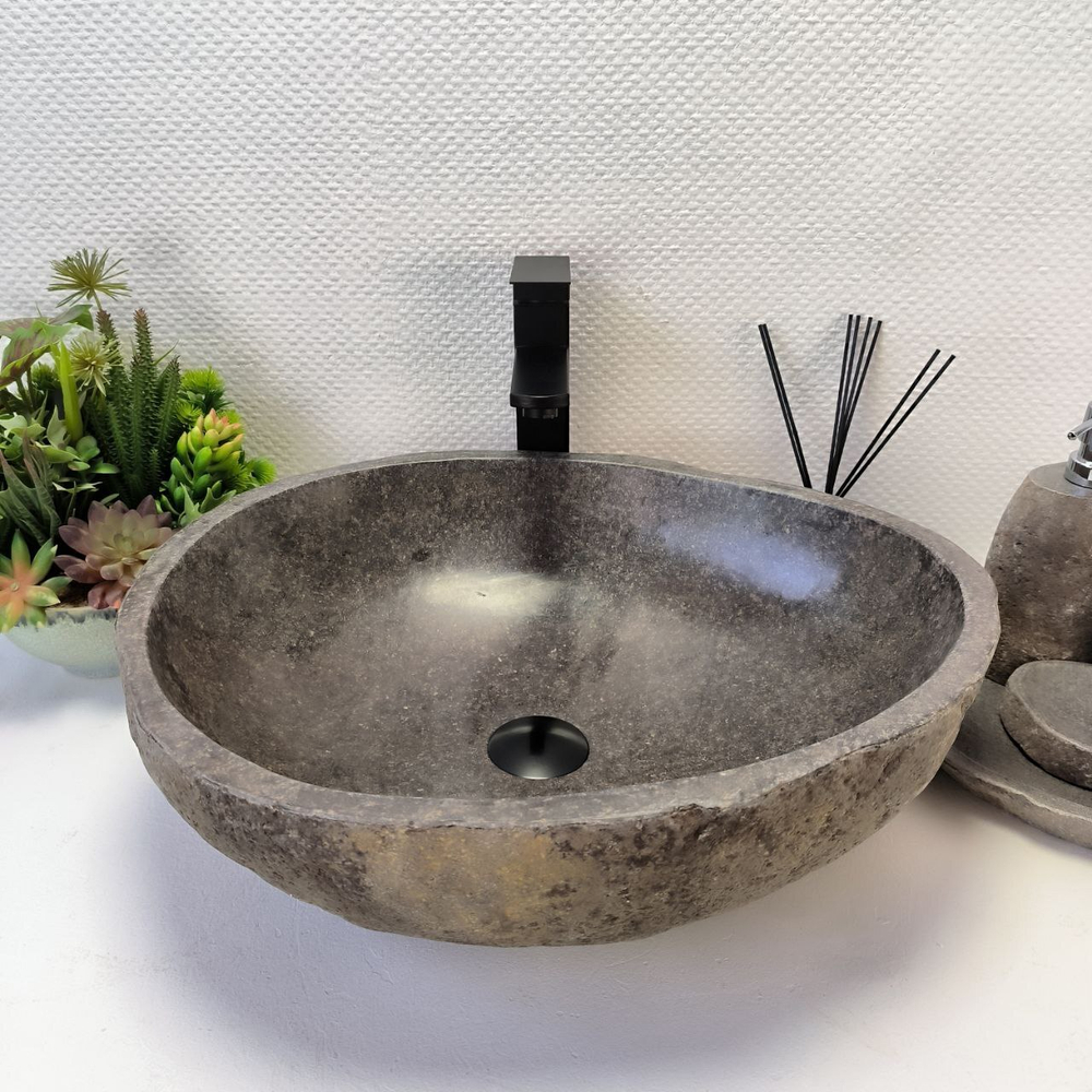 Раковина из речного камня RS-63873 (52*44*15) 0123