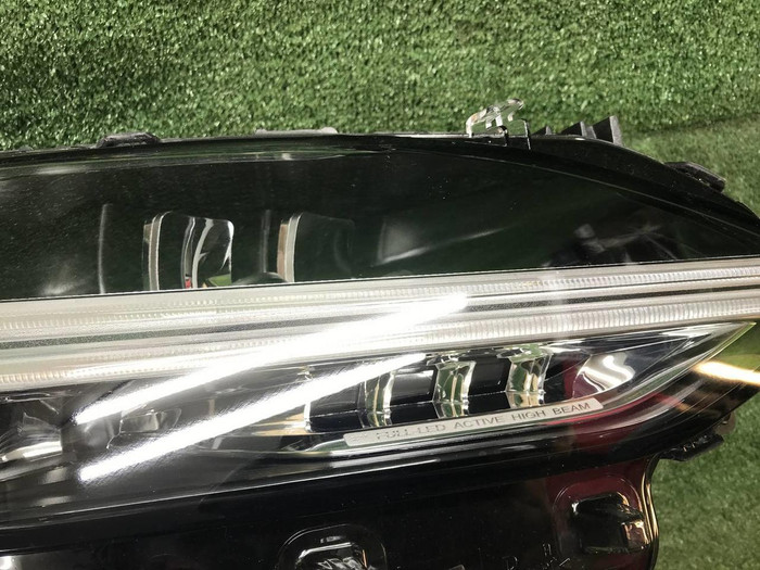 Фара правая Volvo V90 2 (2016-2020) Full LED