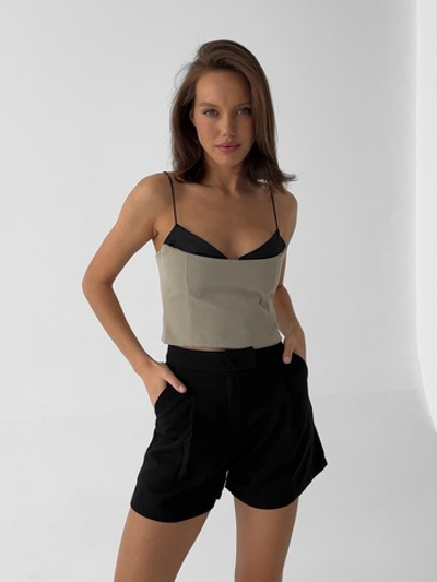 Шорты классические, укороченные