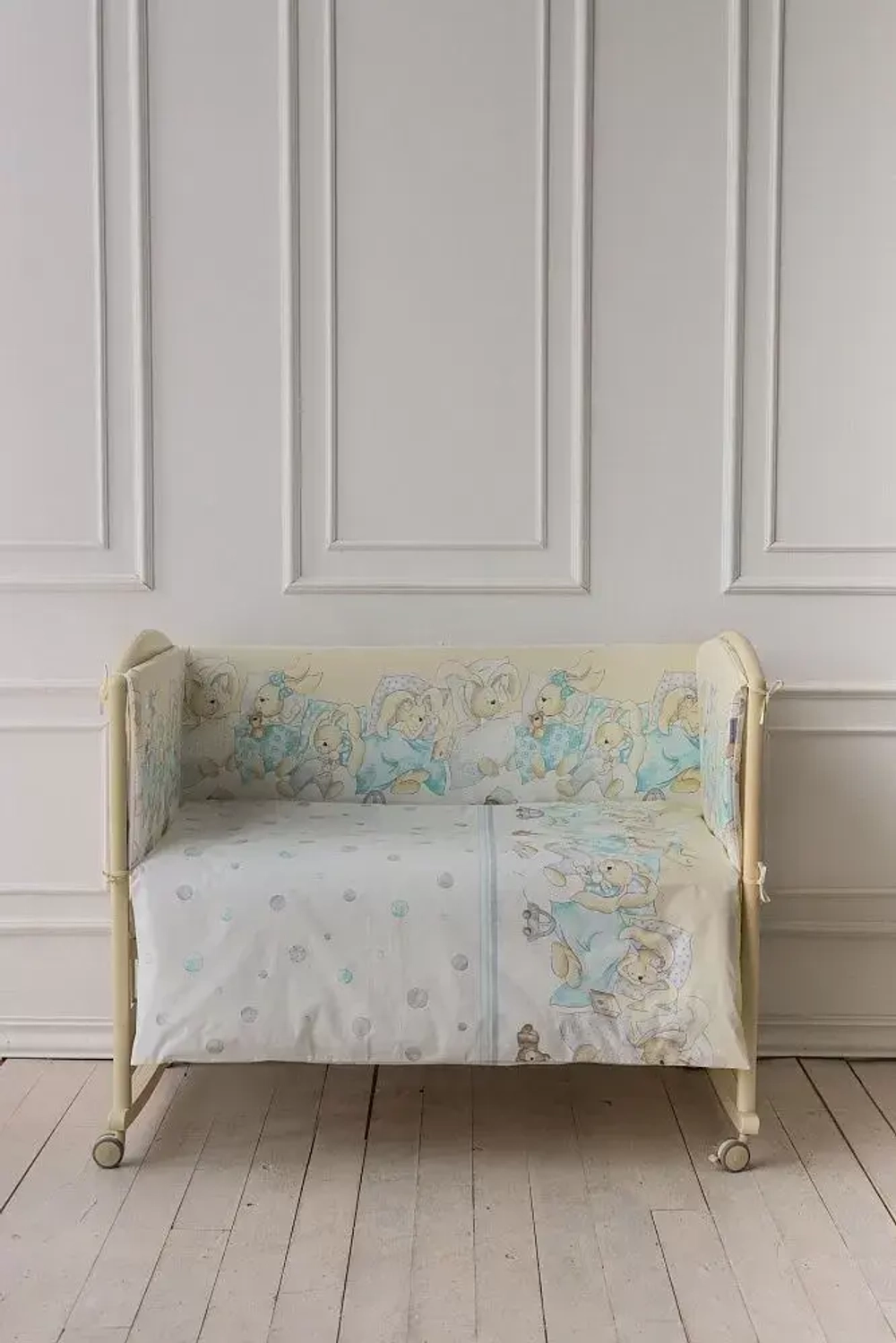 Бортики в детскую кроватку «Сони»