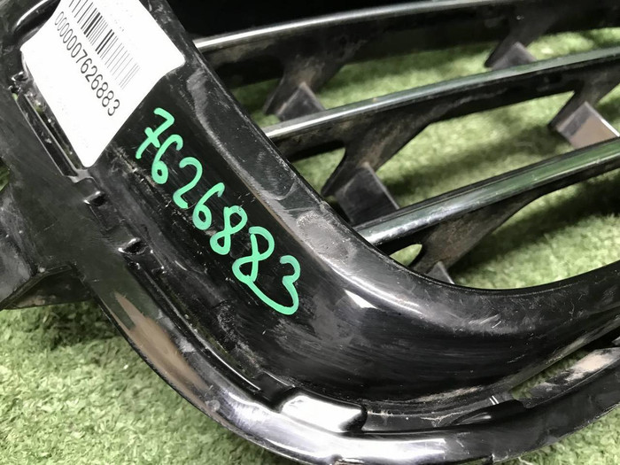 Решетка перед бампера VW Touareg 2 NF 14-18 R-Line