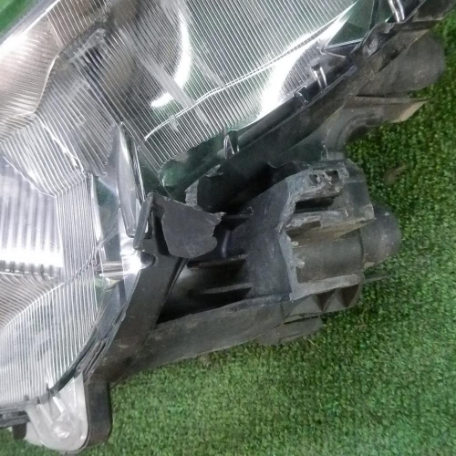 Фара левая Toyota Rav 4 CA40 (2015-2019) LED