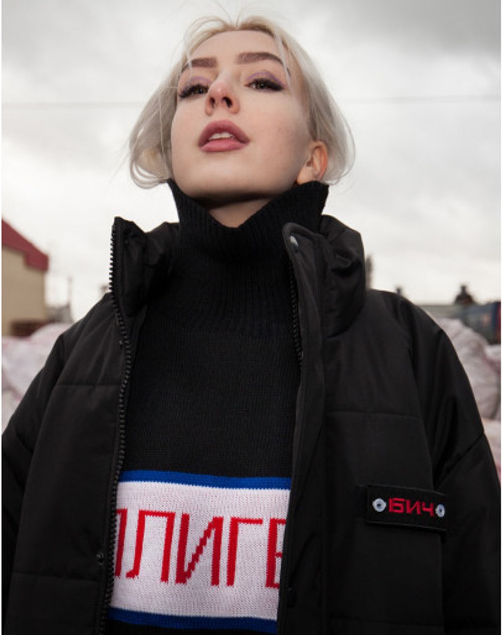 Свитер БИЧ Черный