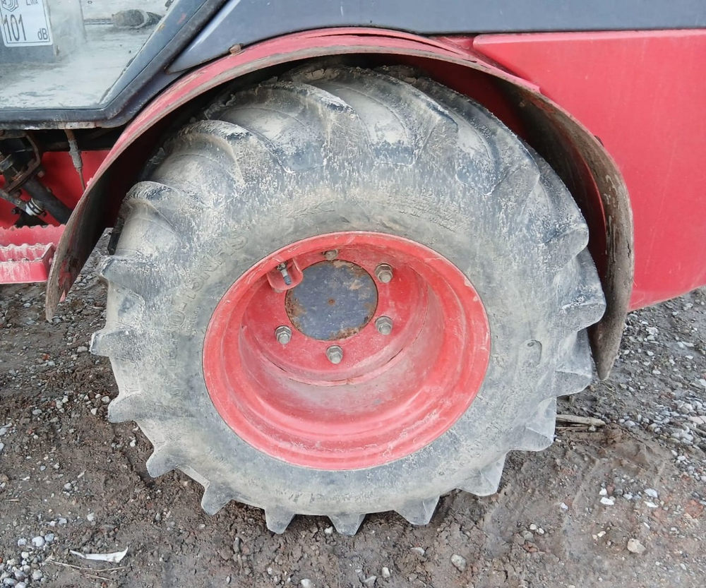 Polar Badger WL* Мини погрузчик WL35 (Дизельный, 1,5 л, 34 л.с., АТ)