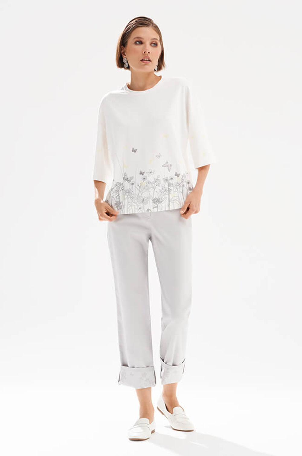 23569 Свитшот женский (молочный)