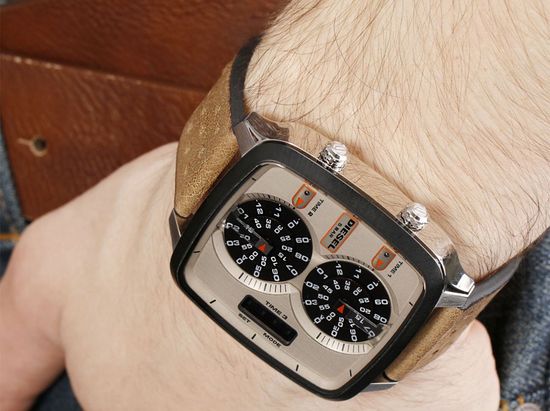 Наручные часы Diesel DZ7303