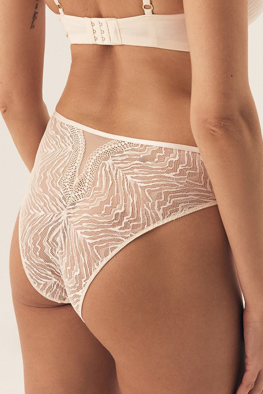 42538 BONITA/01X Трусы высокие