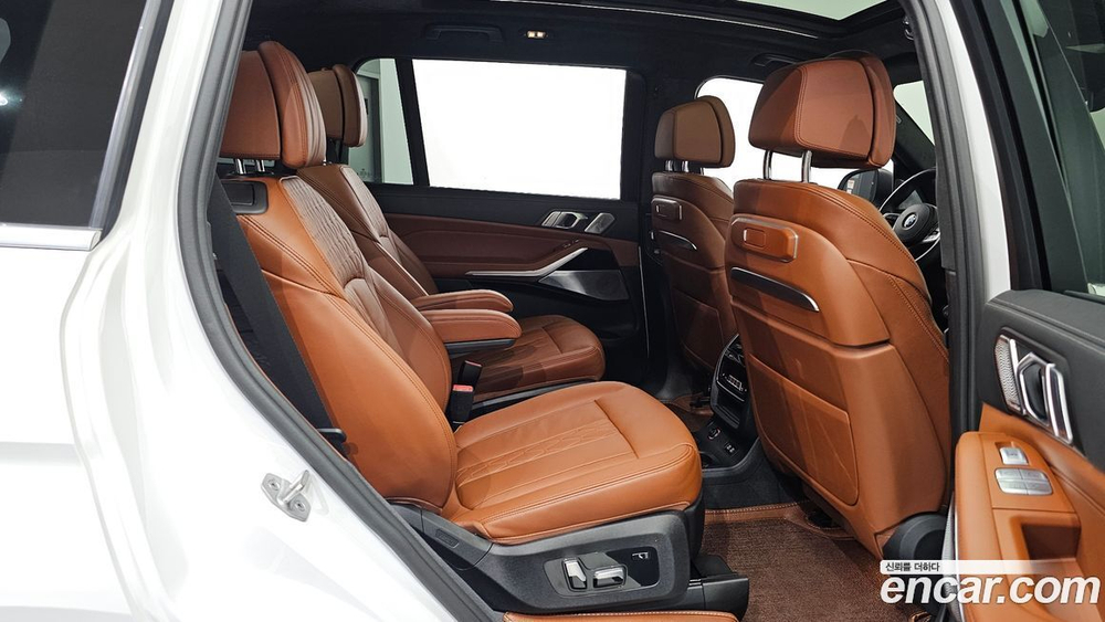 BMW X7 (G07) xDrive 40d M Sports 6-и местный (10.2023)