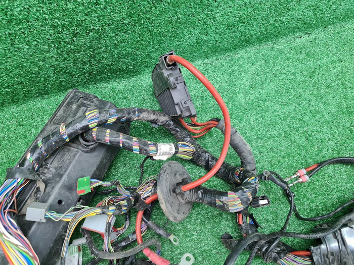 Проводка моторного отсека RR Sport 2 L494 (13-22)