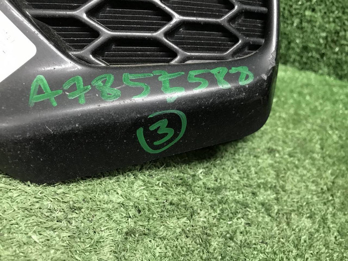 Накладка ПТФ левая Toyota LC Prado 150 (2020-2024)