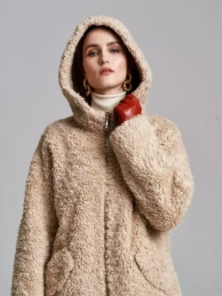 Шуба женская чебурашка тедди экомех, бежевая, SilverFox