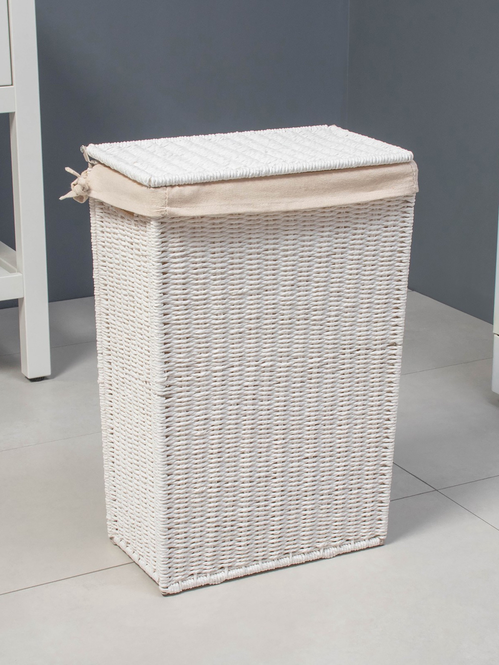 Корзина для белья прямоугольная "Классика", белая 45х27х64 см