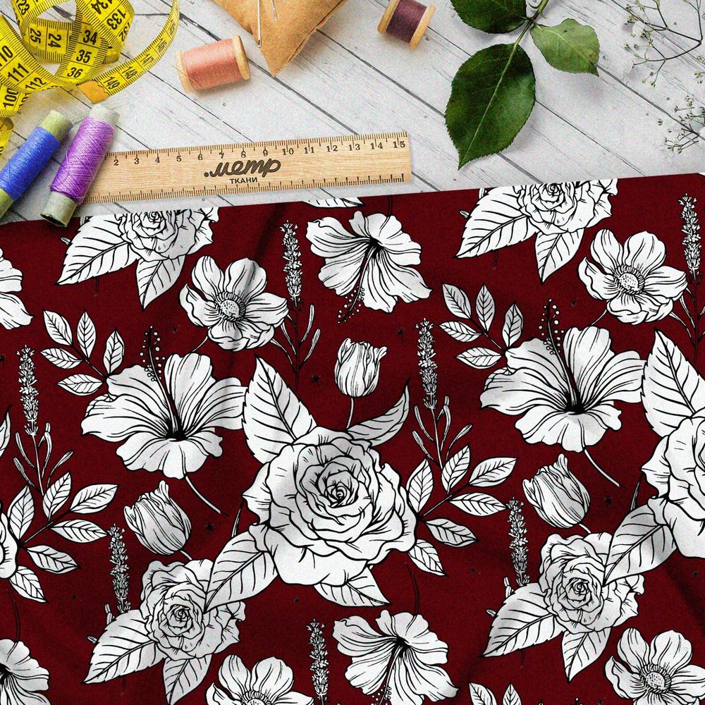 Ткань мембрана рисунок белых роз на бордовом фоне