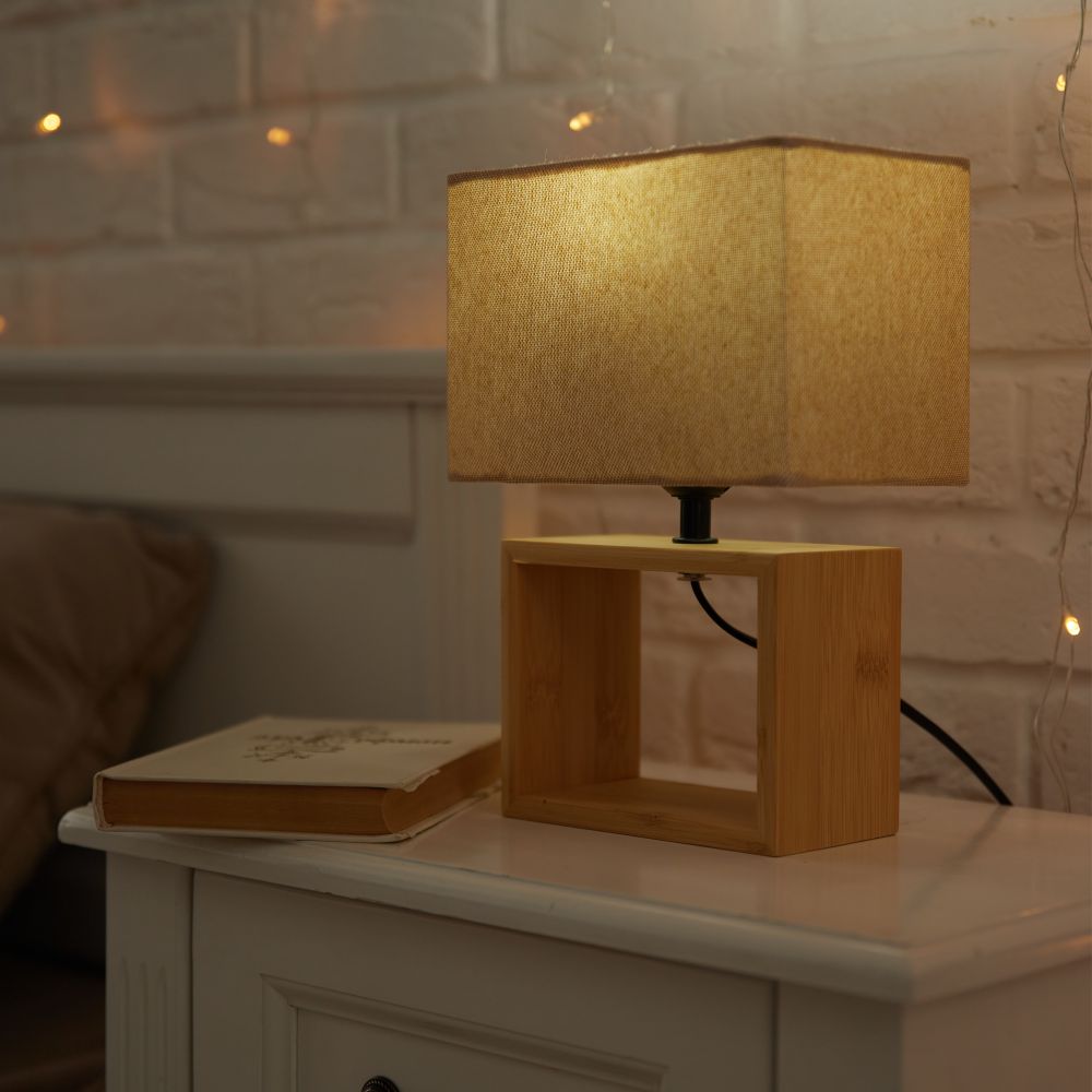 UML-B401 E27 LIGHT GREY-WOOD Светильник настольный декоративный под лампу Е27. 40W. Механический выключатель. Светло-серый. ТМ Uniel