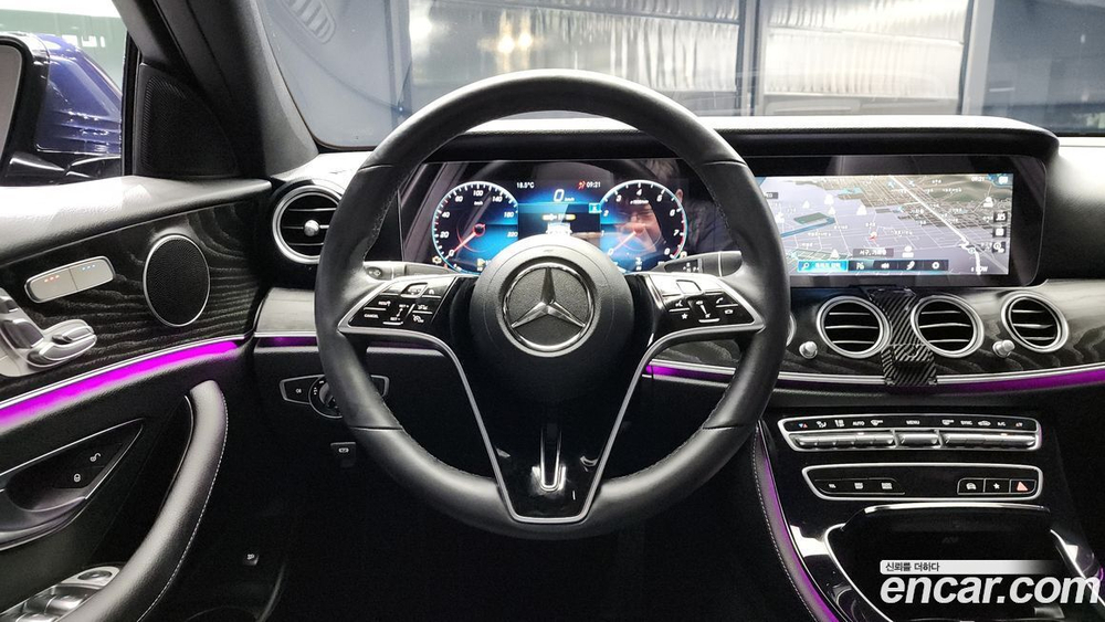Mercedes-Benz E-Class W213 E250 Avangarde (02.2022)