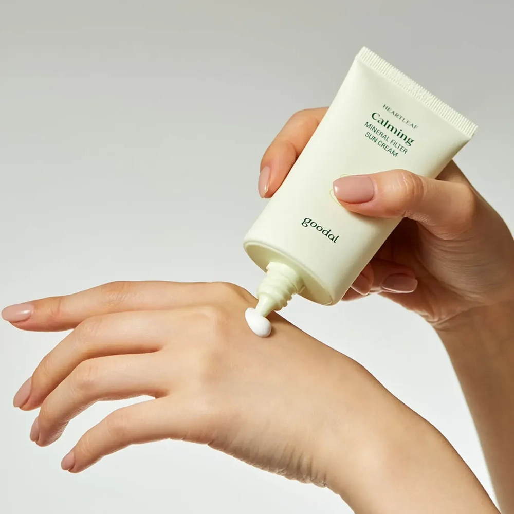 Goodal Houttuynia Cordata Calming Mineral Filter Sun Cream 50+ PA++++ успокаивающий солнцезащитный крем