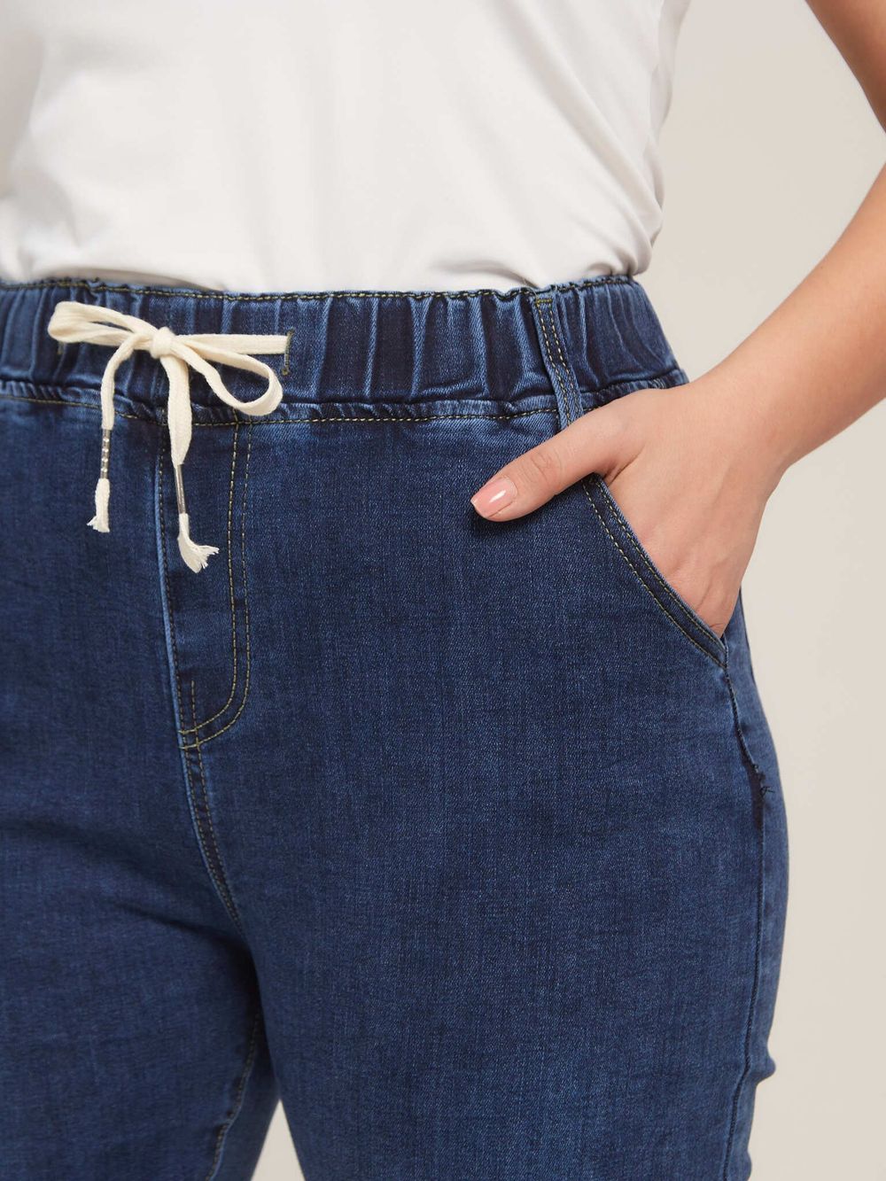 Джинсы на резинке больших размеров