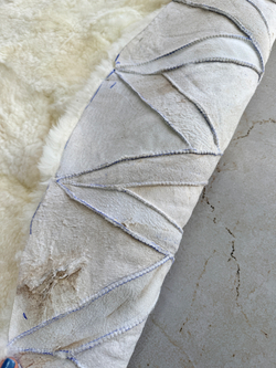 Ковер шкура натуральная овчина меховой