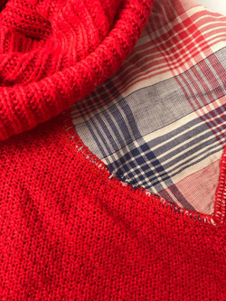 Джемпер ярко-красный 42 размер