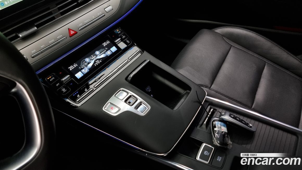 Hyundai The New Grandeur (Azera) IG 2.5 (04.2020)