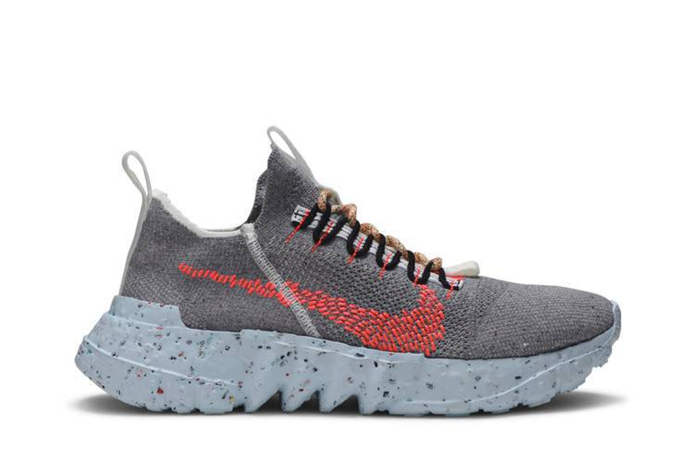 Кроссовки Nike Space Hippie 01