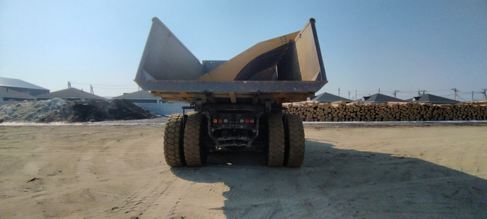 LGMG MT106H 6x4 Карьерный самосвал MT106H (Дизельный, 12,5 л, 530 л.с., АТ)