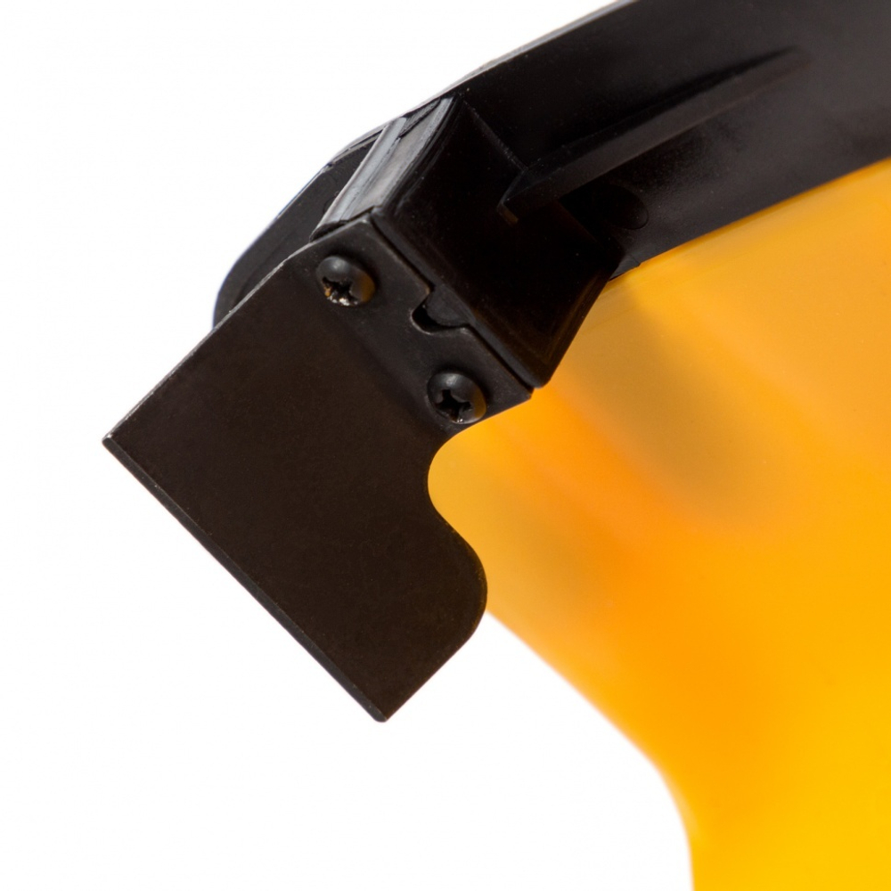 Триммер бензиновый DR-43S, 43 см3, разъемная штанга, состоит из 2 частей Denzel