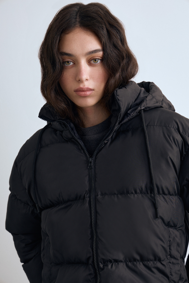 Куртка укороченная c капюшоном