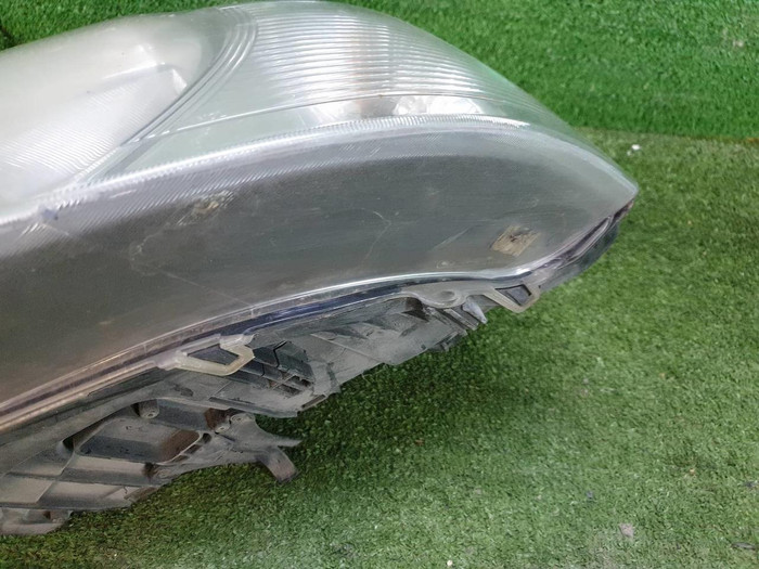 Фара левая Land-Rover Freelander 2 (2006-2012) галоген