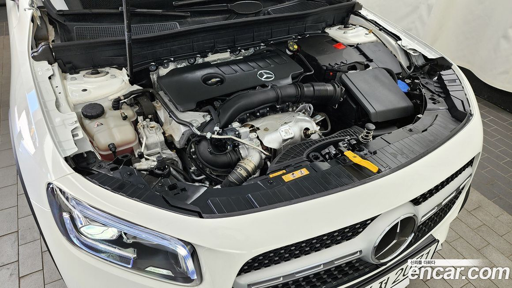 Mercedes-Benz GLB-Class X247 GLB250 4MATIC (07.2022)