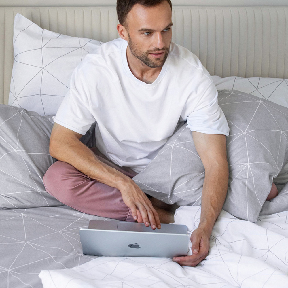 Комплект постельного белья Harmonica 2 сп с простыней на рез. 160х200 САТИН "Мальберри" (2 нав. 70х70 и 2 нав. 50х70)