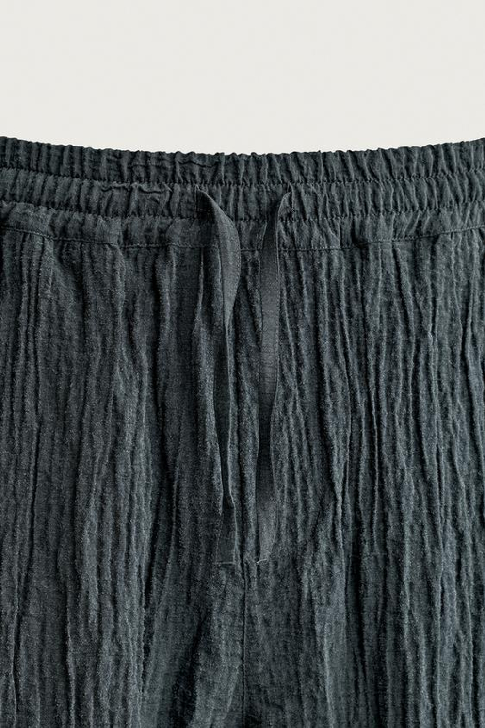 ZARA ШОРТЫ RELAXED FIT С РЕЛЬЕФНОЙ ФАКТУРОЙ, СИНИЙ