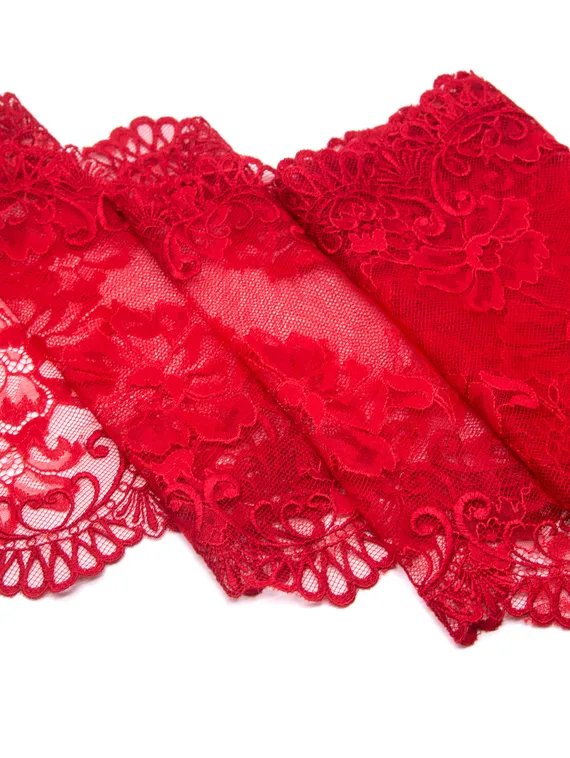 05-87 Вышивка на эласт. сетке 26 см, красный