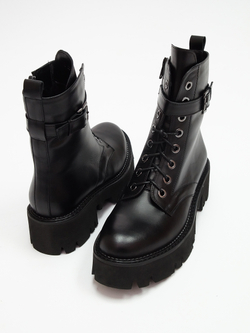 Ботинки женские