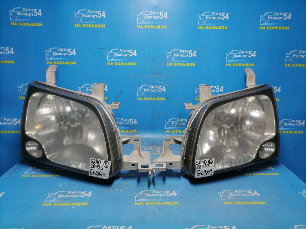 Фара передняя левая TOYOTA TOWNACE NOAH 1998-2001