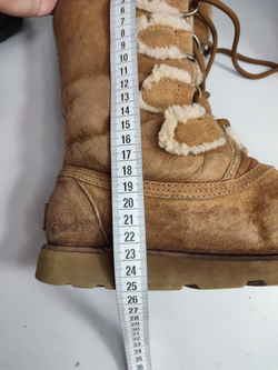 Ботинки Ugg стильные 37.5 размер