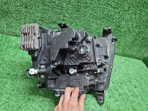 Фара левая Tank 500 (2021-н.в.) LED