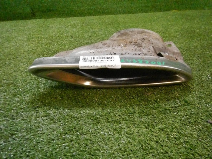 Насадка глушителя правая Mercedes E W213 (2016-2021)