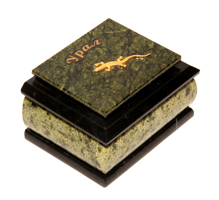 Шкатулка из змеевика "Урал" 12.5-10-7см вес 1.2кг