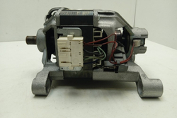 WMSD7105 кт157 Двигатель для стиральной машины Hotpoint-Ariston WMSD7105 б/у