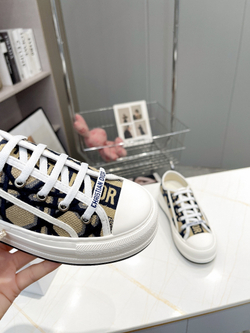 Christian Dior Walk'n'Dior Sneaker
