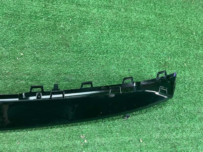 Молдинг перед. бампера Mercedes GLS x167 19-23 AMG