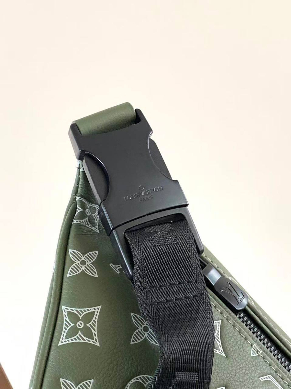 Поясная сумка Louis Vuitton