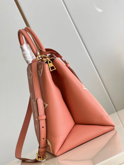Louis Vuitton Grand Palais