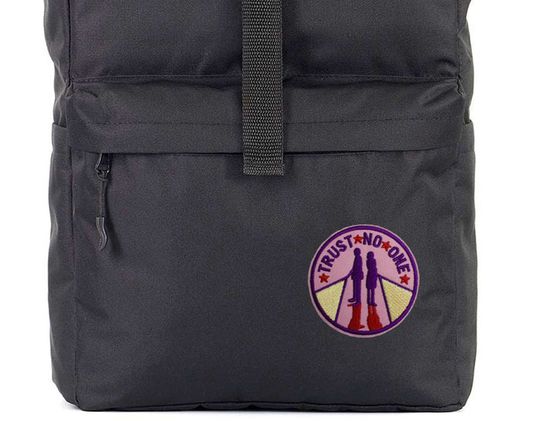 Нашивка термоаппликация на одежду и на рюкзак. Trust No One
