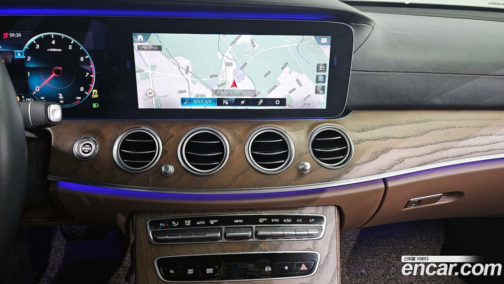 Mercedes-Benz E-Class W213 E250 Exclusive (03.2021)