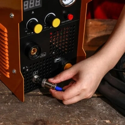 DEKO DCUT-40 аппарат плазменной резки 051-4688